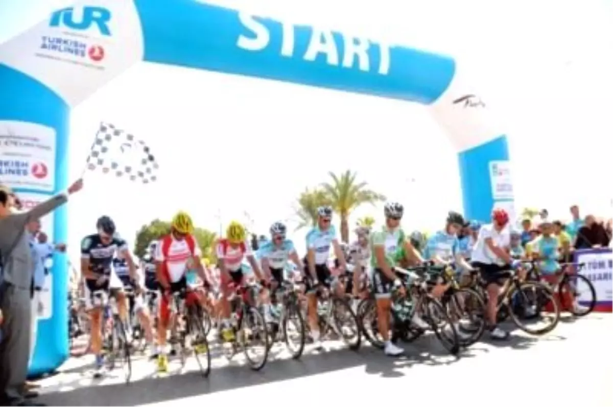 Türkiye Bisiklet Turu\'nun Antalya- Elmalı Etabı Başladı (2)