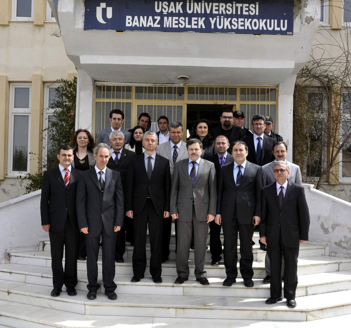 Uşak Üniversitesi Rektörü Sait Çelik Meslek Yüksek Okullarını Gezdi