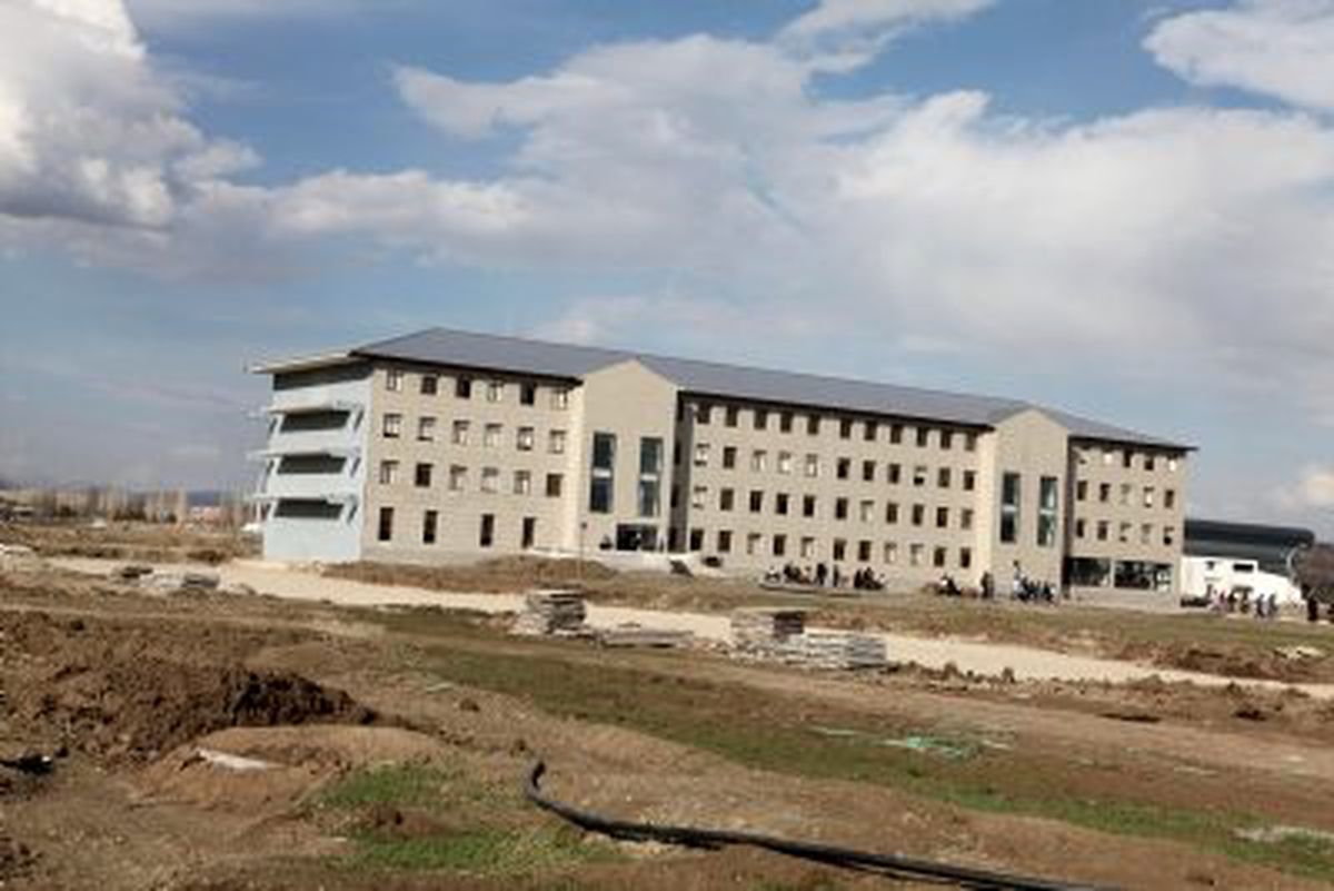 Ağrı İbrahim Çeçen Üniversitesinde İnşaatlar Hızla Yükselmeye Başladı