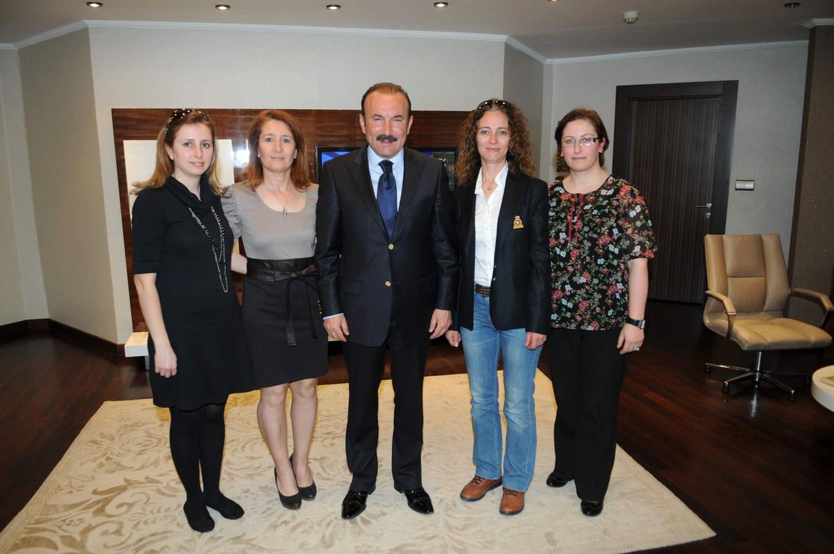 Başkan Doğan\'a Yüzme Yarışı Daveti