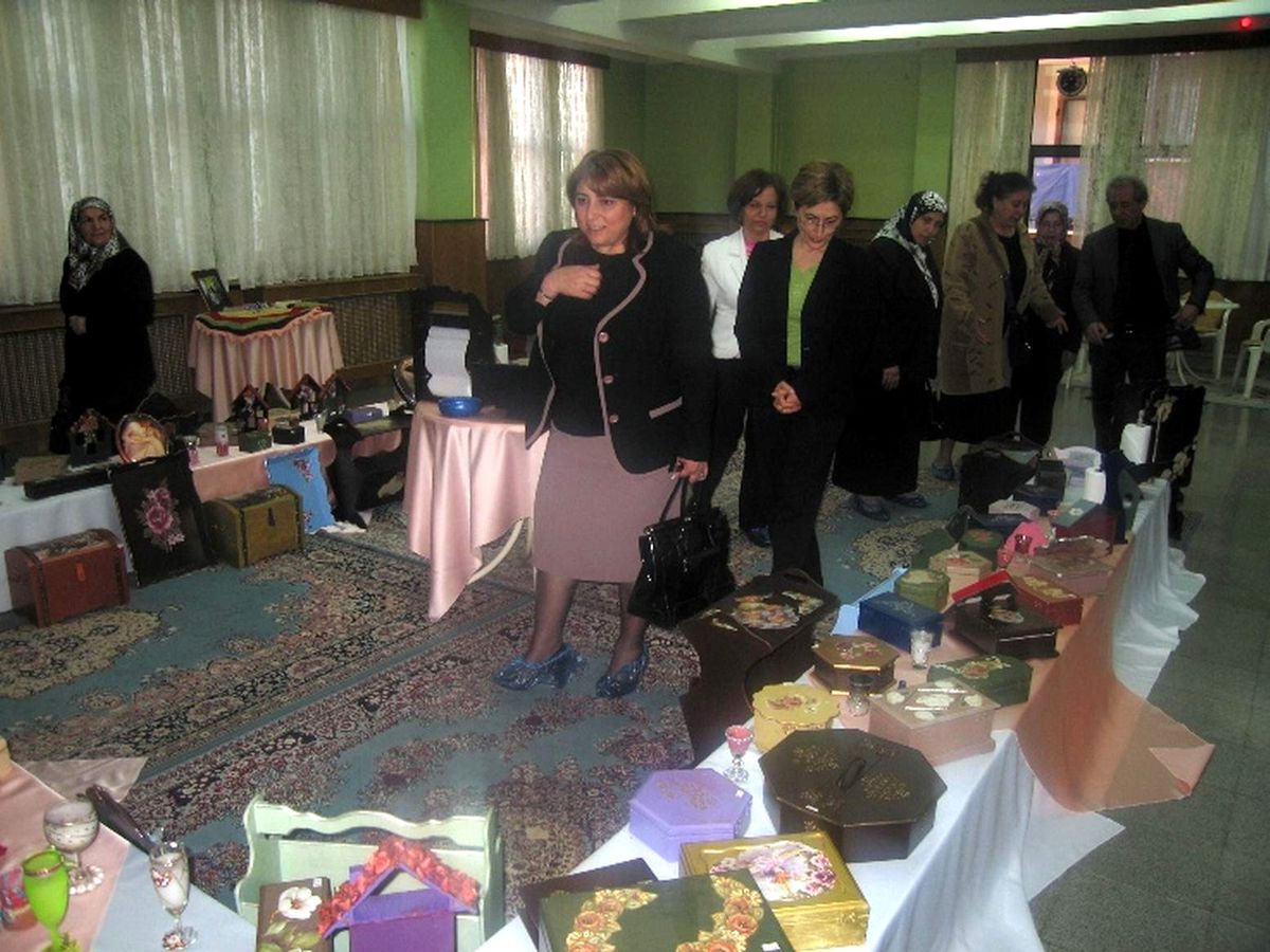 Bayan Müdür Sığınma Evindeki Annelerin Çocuklarına Sahip Çıktı