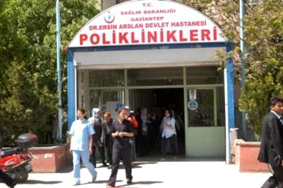 Bıçaklanarak Öldürülen Doktorun Adı Çalıştığı Hastaneye Verildi
