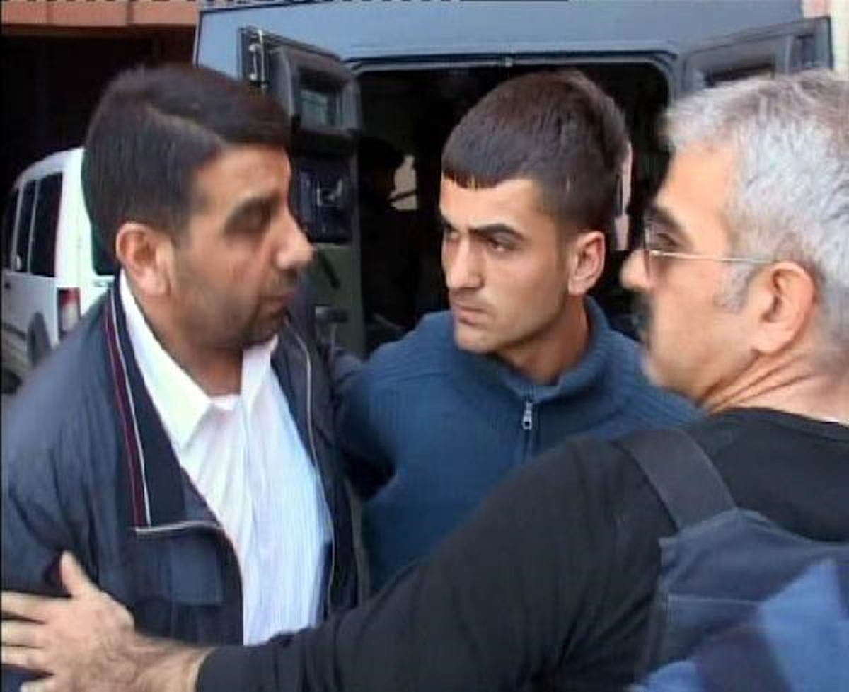 Birlikte Alkol Aldıkları Arkadaşlarını Bıçakladılar