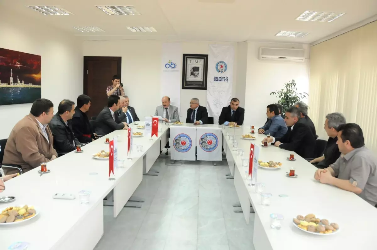 Çorlu Belediyesi ve Belediye - İş Sendikası Arasında Toplu Sözleşme İmzalandı