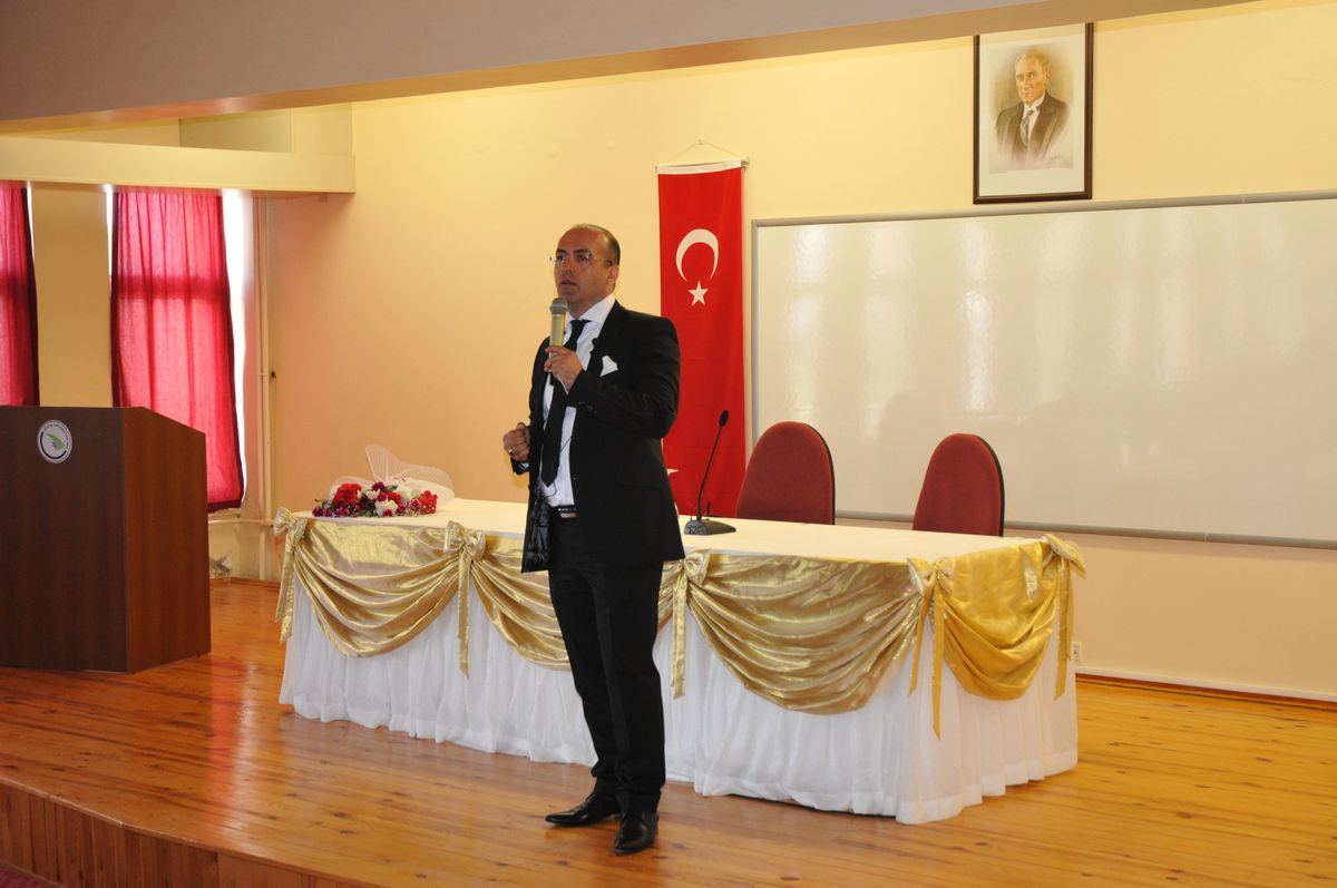 Divapan Genel Müdürü Zengin\'den İşletme ve İşletmecilik Konferansı