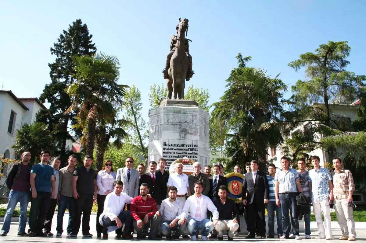 Dünya Veterinerler Haftası Kutlanıyor