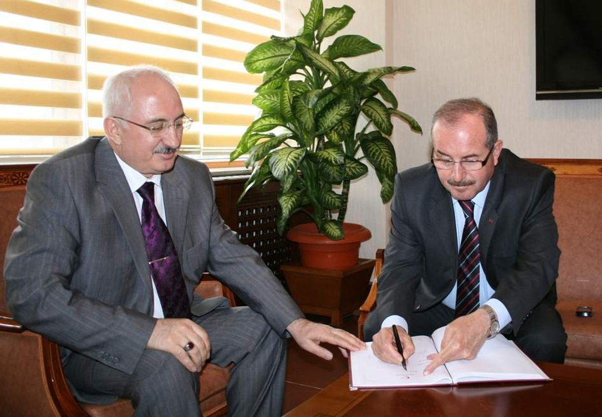 Kahramanmaraş Valisi Niğde Valisi\'ni Ziyaret Etti