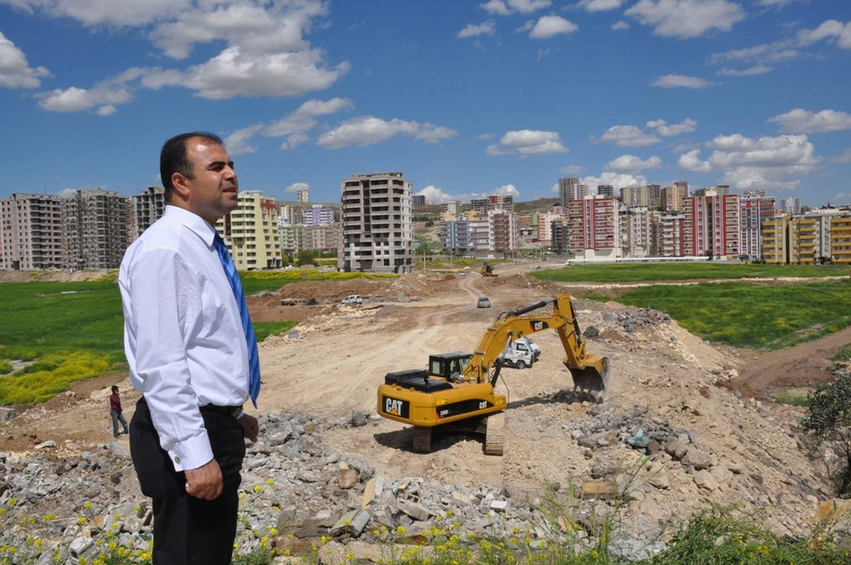 Karaköprü\'de Yeni Bulvar Çalışmaları Tam Hız Devam Ediyor