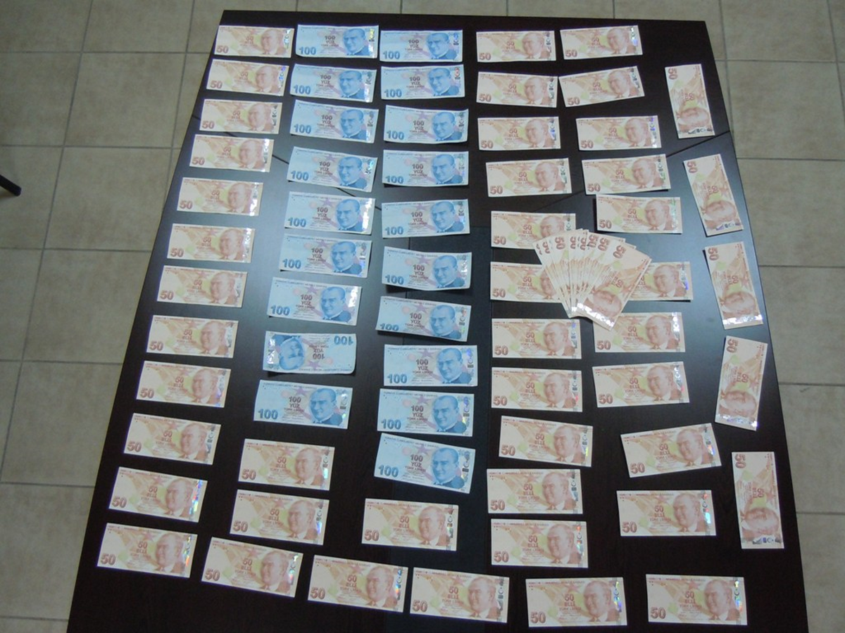 Tarsus\'ta Sahte Para Operasyonu