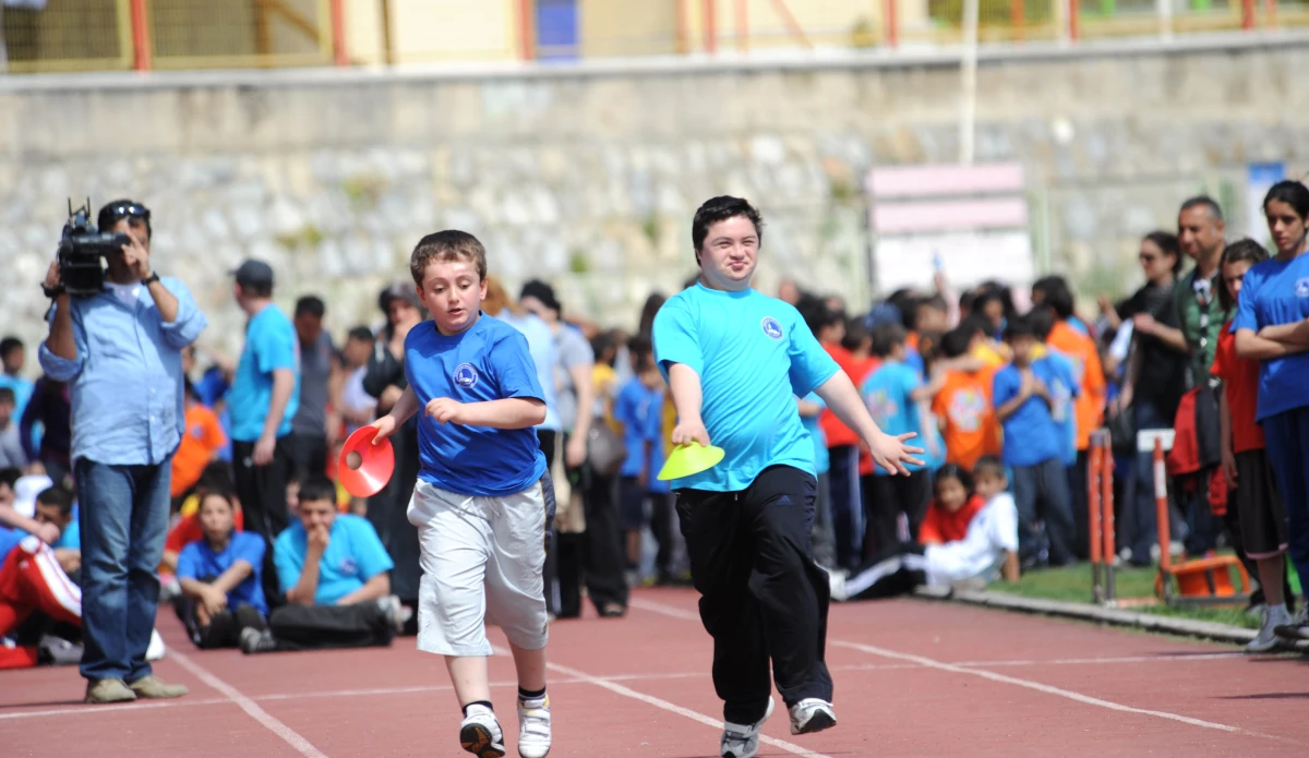 Üsküdar\'da 23 Nisan Çocuk Olimpiyatları