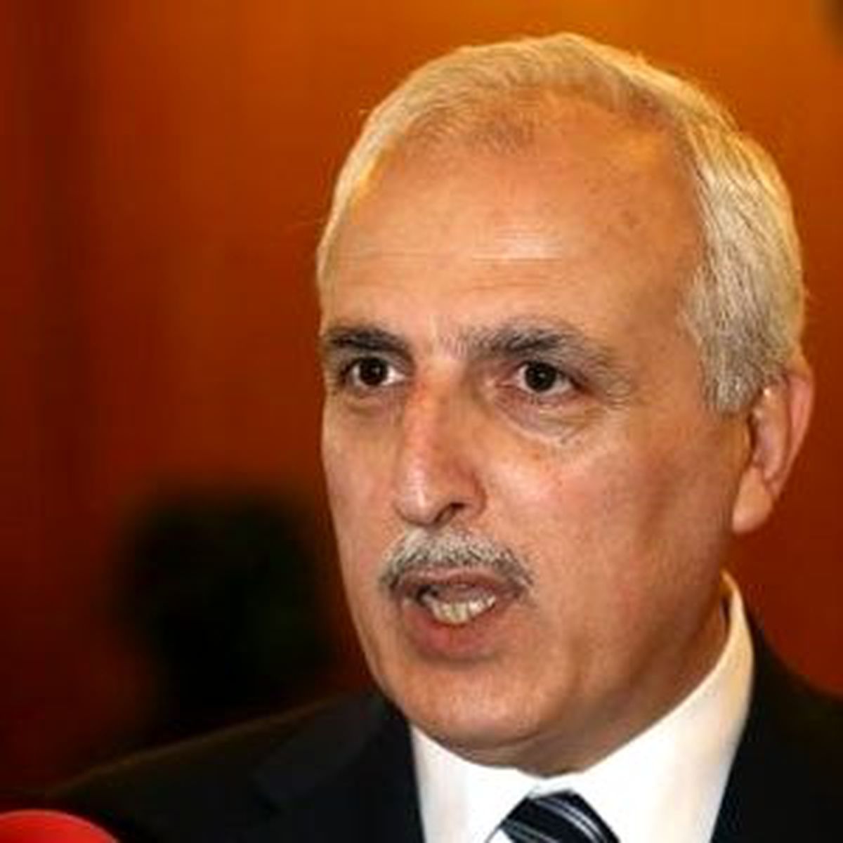 Vali Mutlu: Olumsuzluk Olursa Taksim\'e Bir Daha İzin Vermem