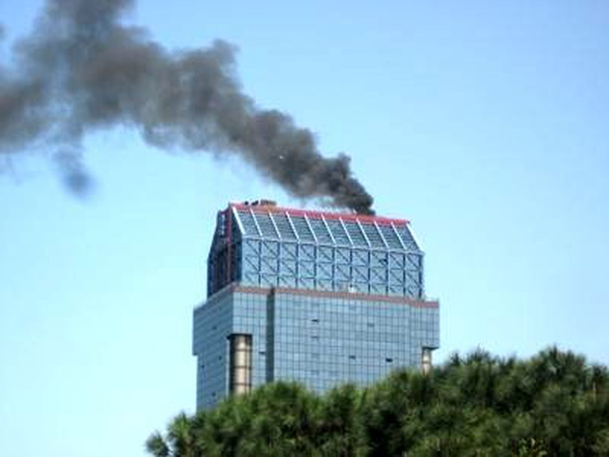 31 Katlı Süzer Plaza\'da Yangın Paniği