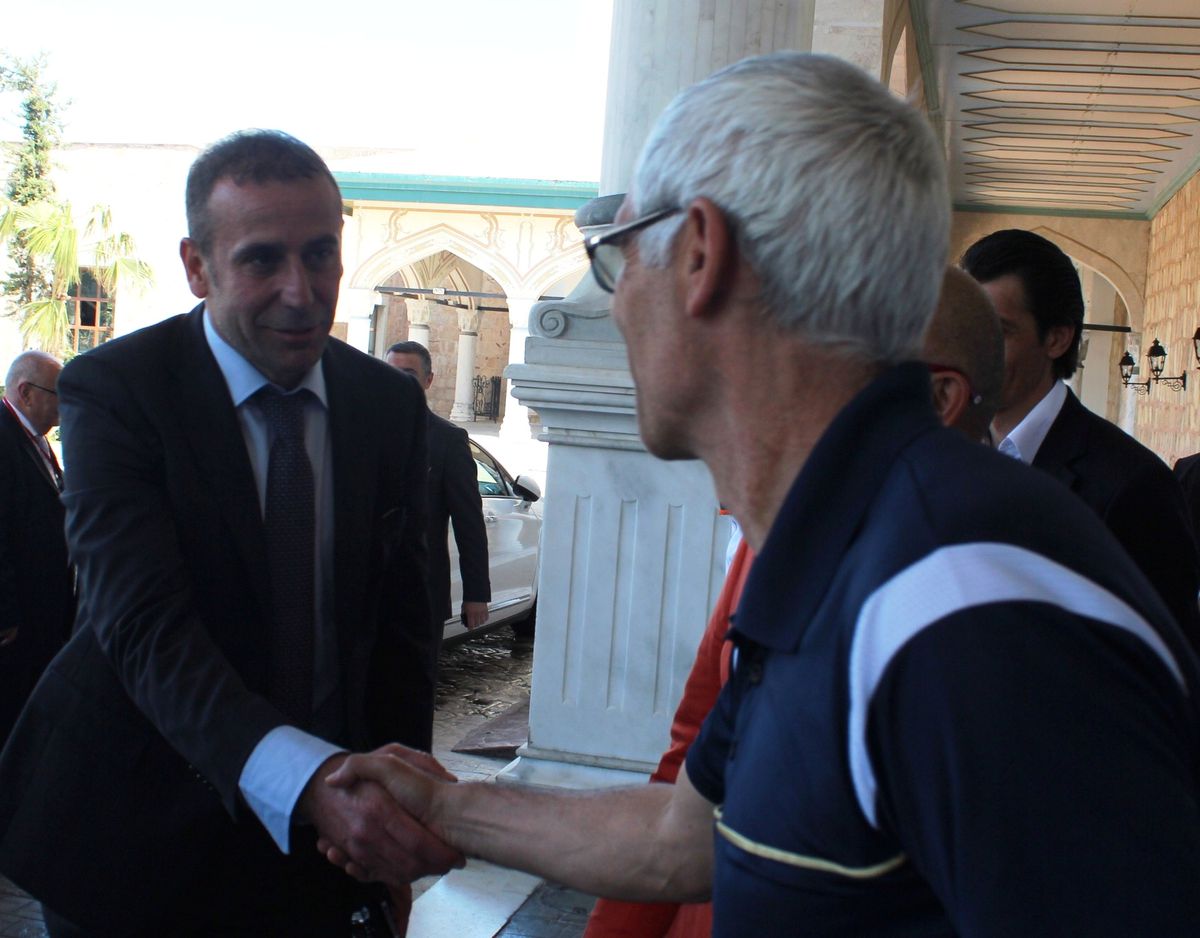 Abdullah Avcı, Hector Cuper\'i Ziyaret Etti