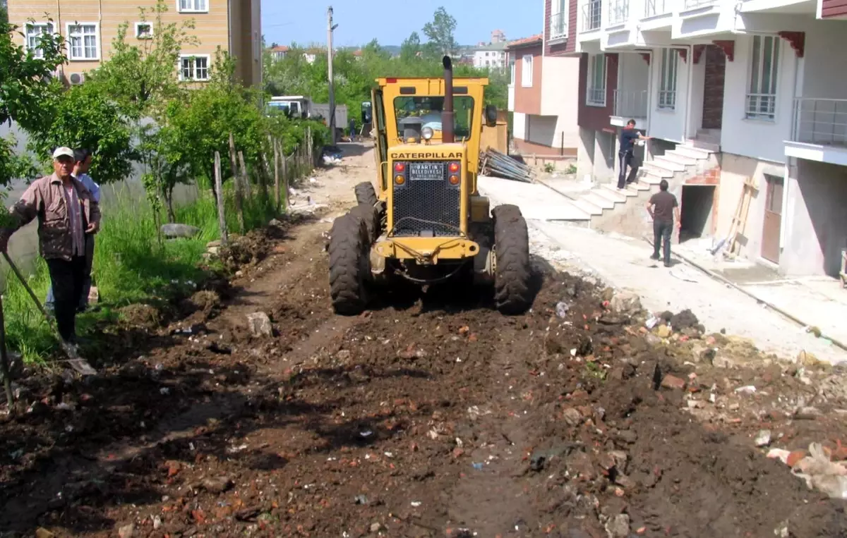 Belediye Sıtmayanı\'nda İmar Yolu Açma Çalışmalarına Başladı