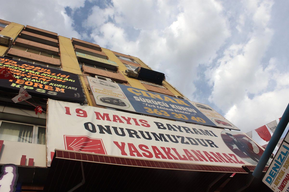 CHP\'ye Haciz Şoku