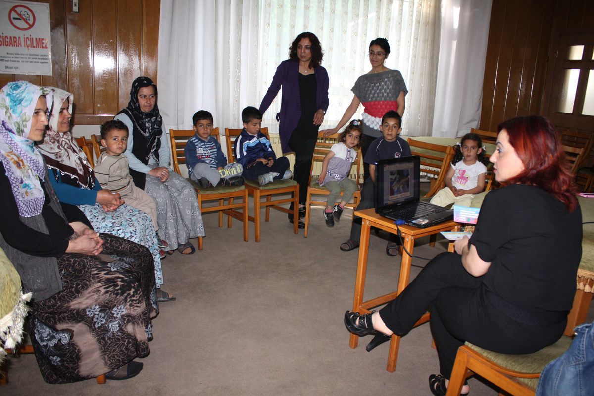 Depremzedelere Aşının Önemi Anlatıldı
