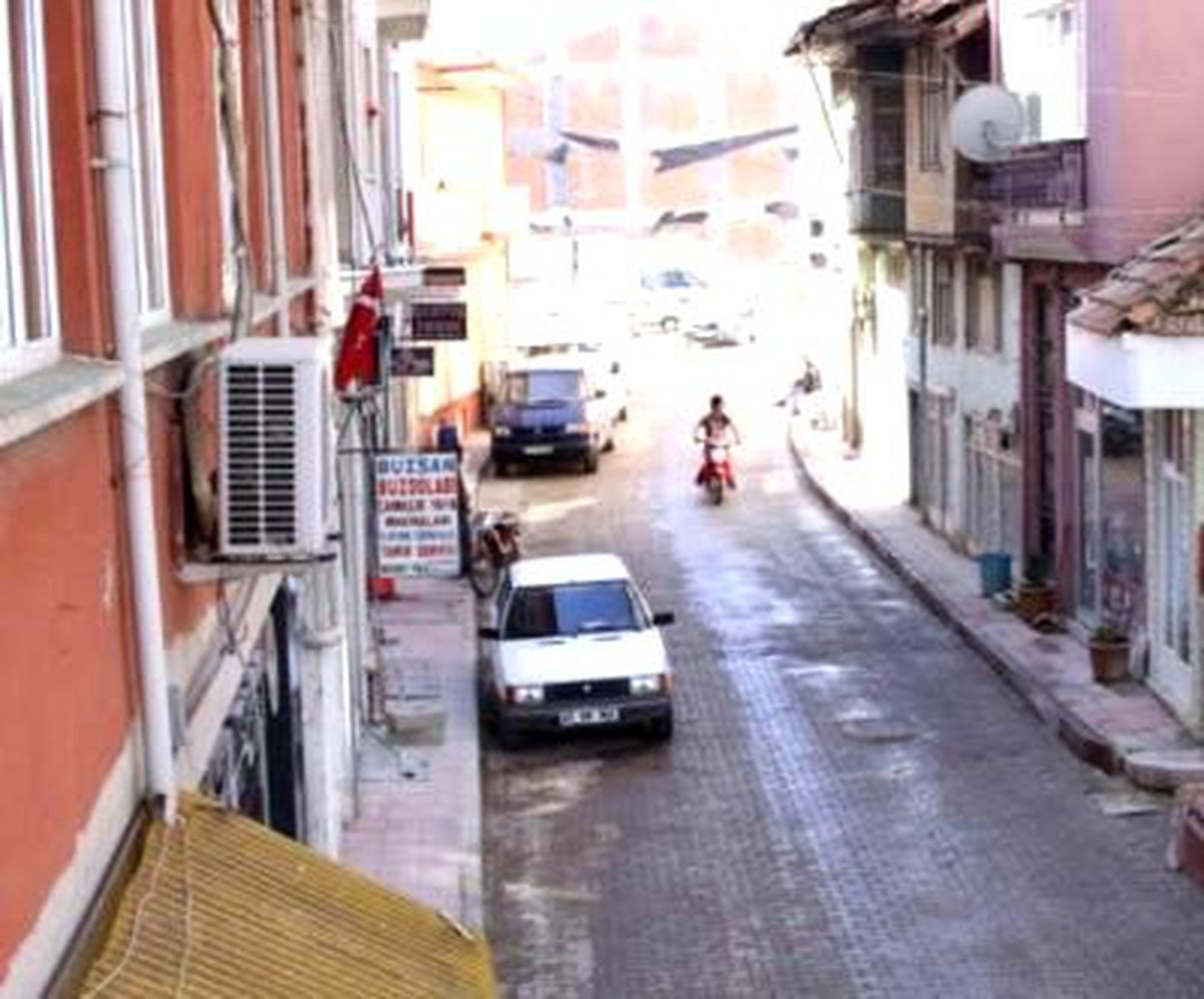 Simav Sabaha Kadar Sallandı
