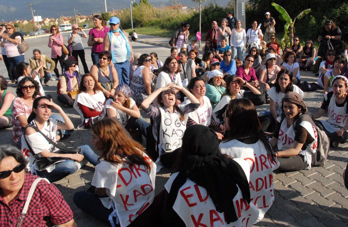 Toplu Tecavüze Toplu Beraat