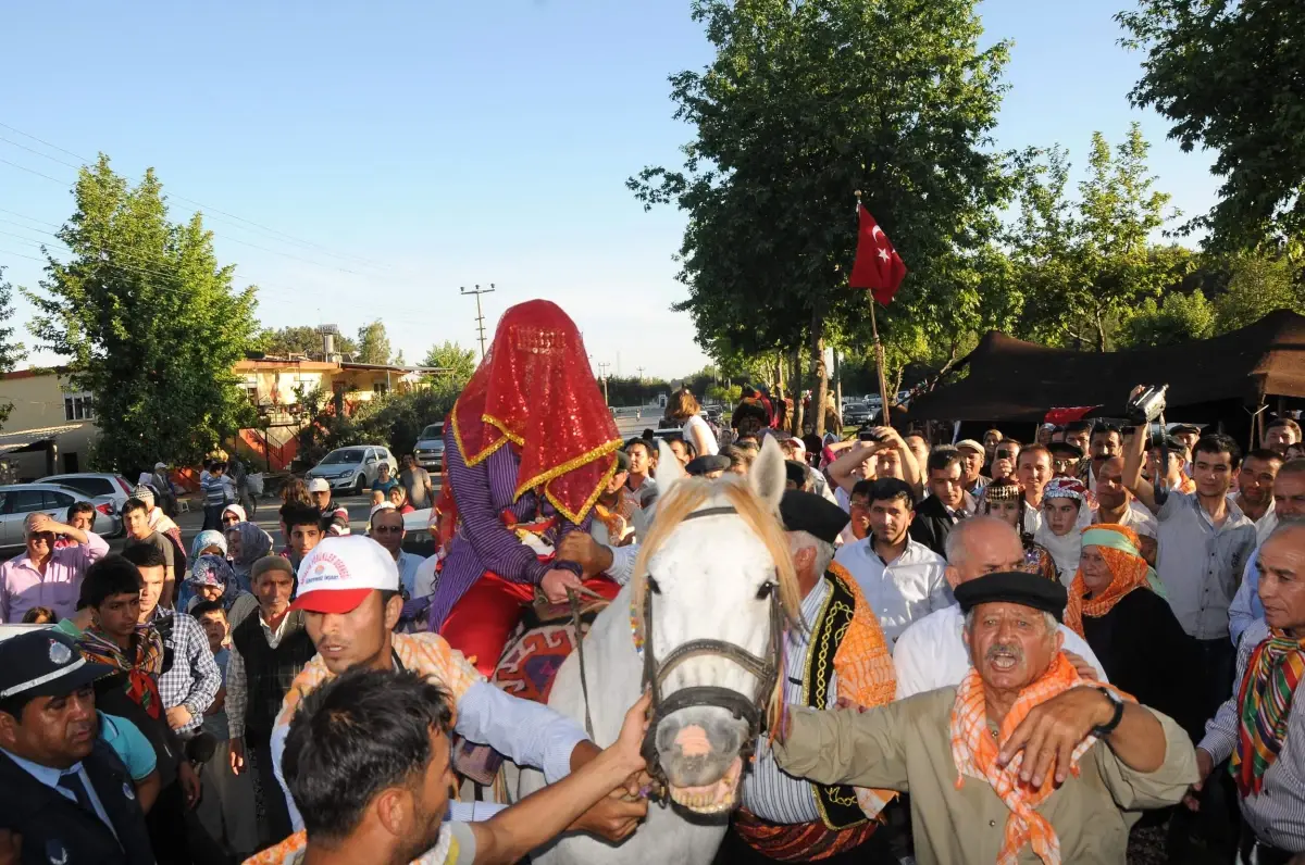 Antalya\'da "Yörük Göçü" Canlandırıldı