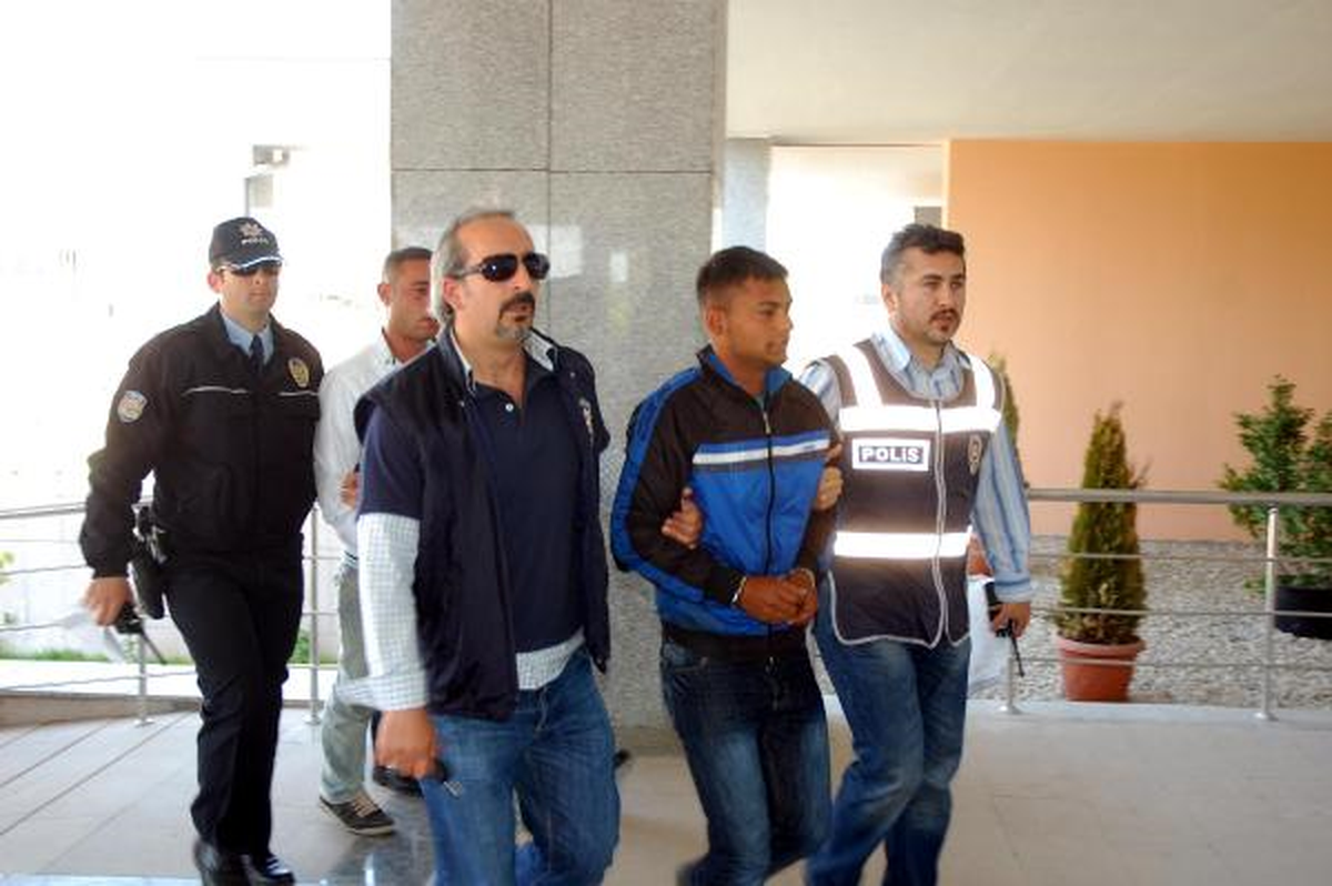 Araçlardan Mazot Çalıp Fırınlara Satmışlar