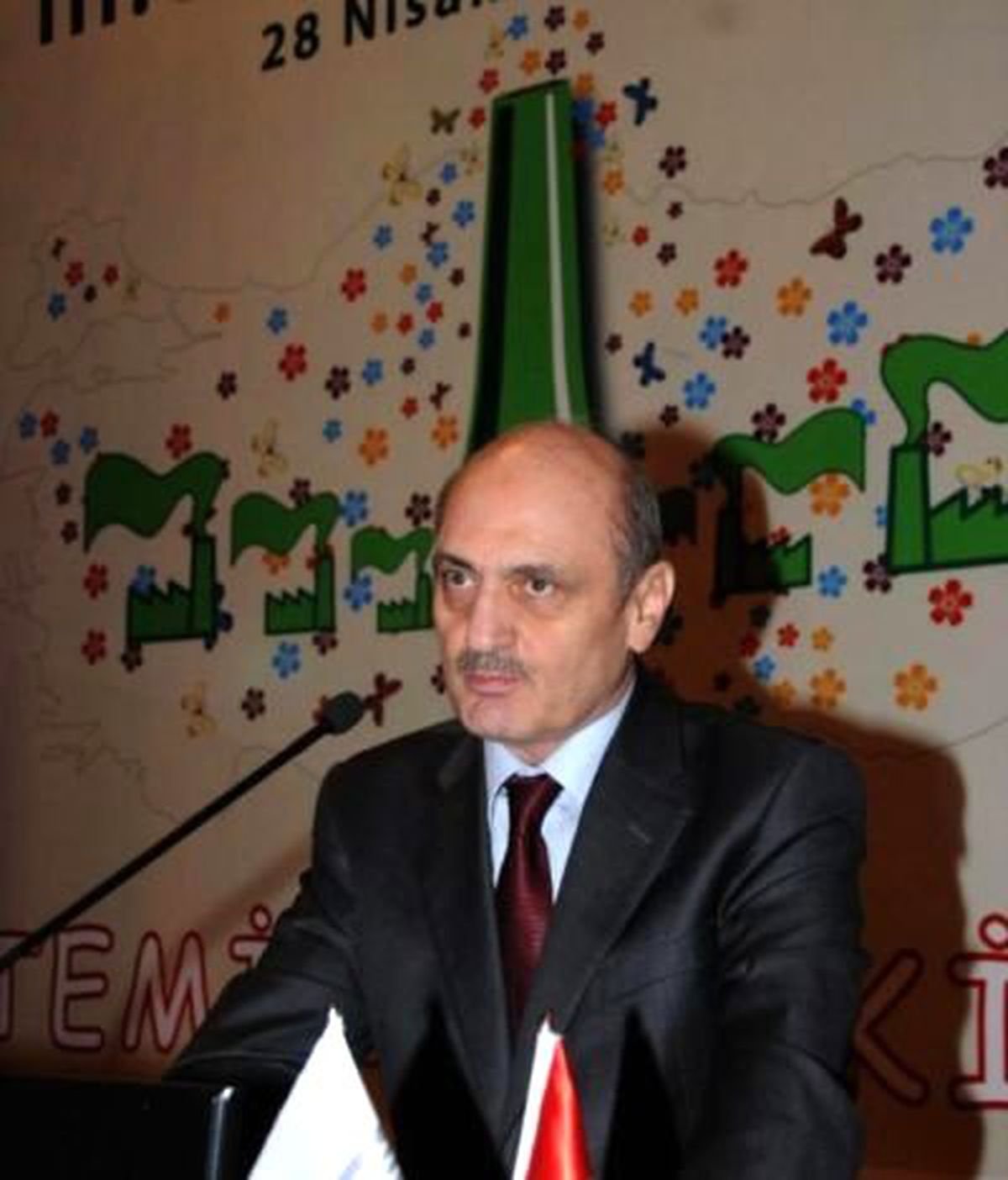 Çevre ve Şehircilik Bakanı Erdoğan Bayraktar Trabzon\'da