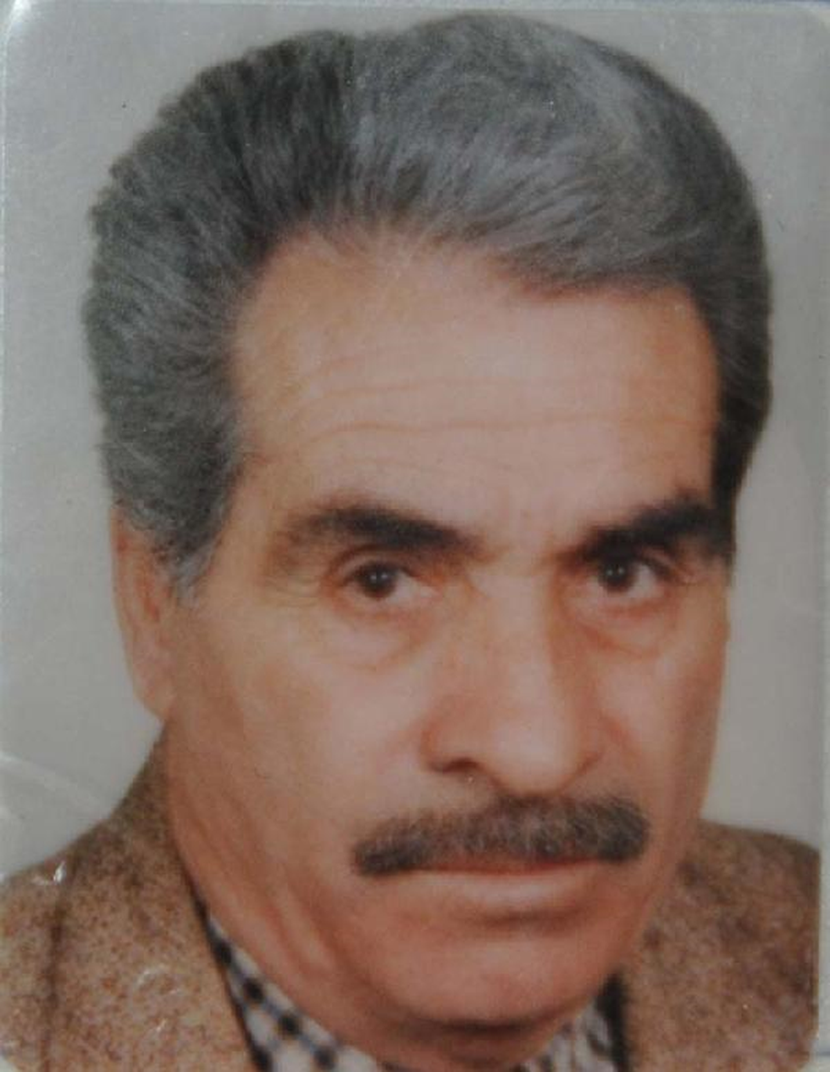 Kırmızı Işıkta Geçerken Otomobil Çarptı, Öldü