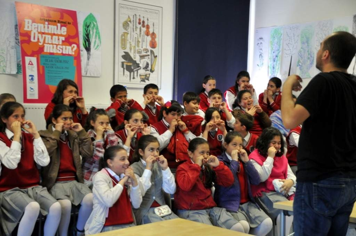 Öğrenciler Bienalde Atölye Çalışmasına Katıldı