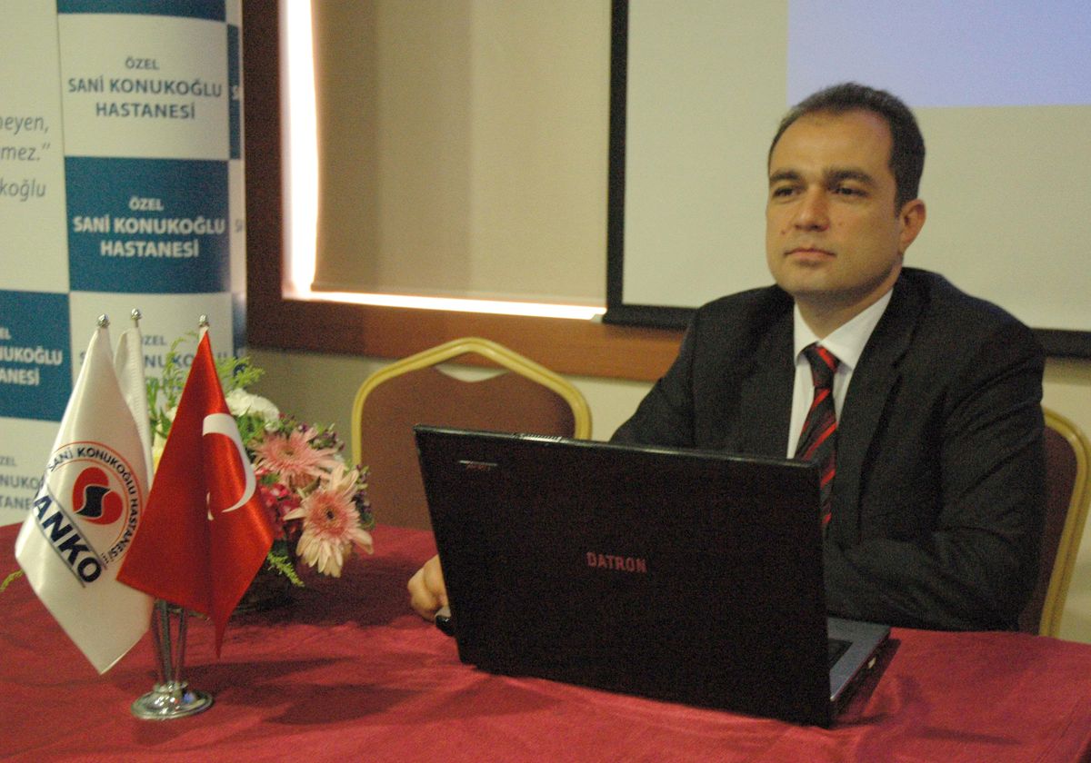 Özel Sani Konukoğlu Hastanesi\'nde Glokom Anlatıldı