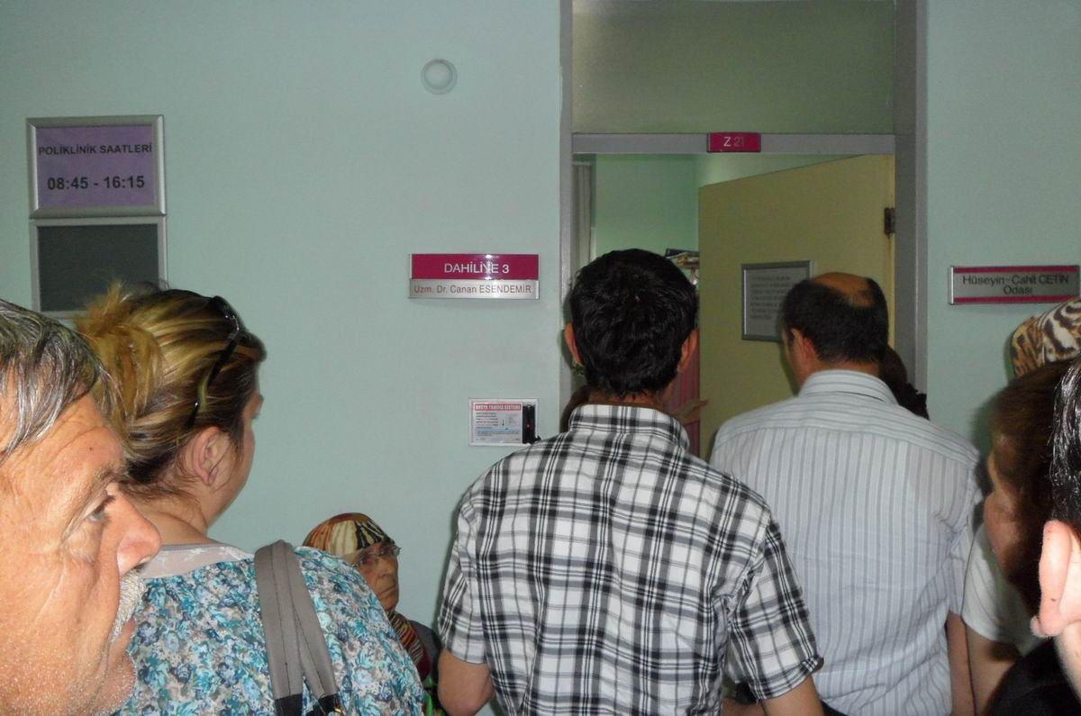 Edremit Devlet Hastanesi\'nde Fedakar Doktor