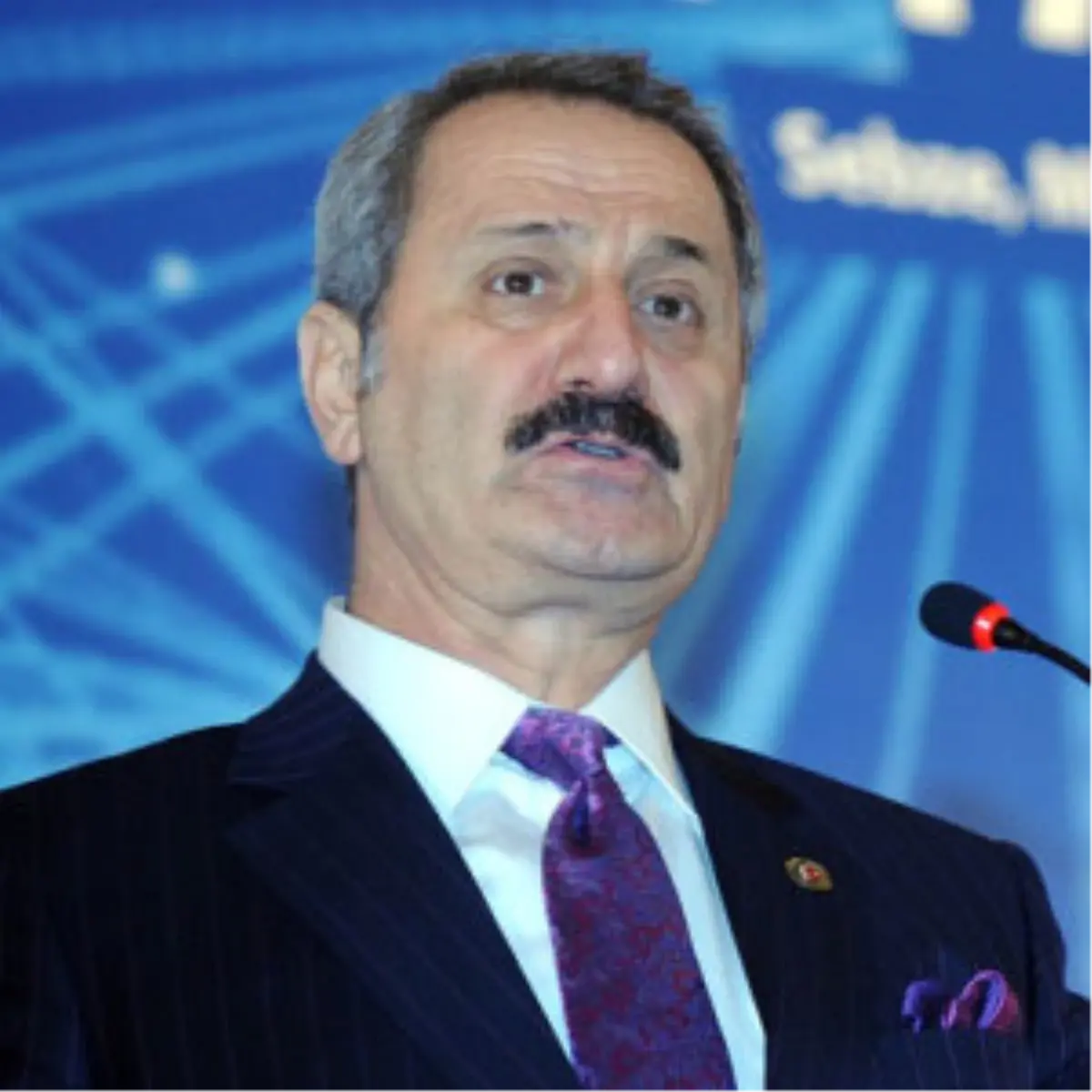 Ekonomi Bakanı Zafer Çağlayan, Dubai'ye Gidecek