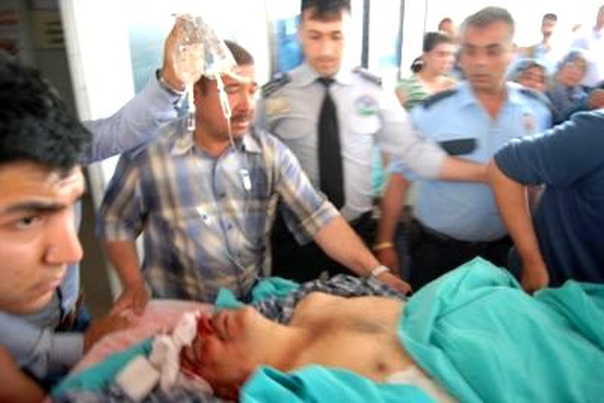 Sürücüsü Kalp Krizi Geçiren Minibüs Uçurum Dibindeki Irmağa Düştü; 4 Ölü, 6 Kayıp (1)