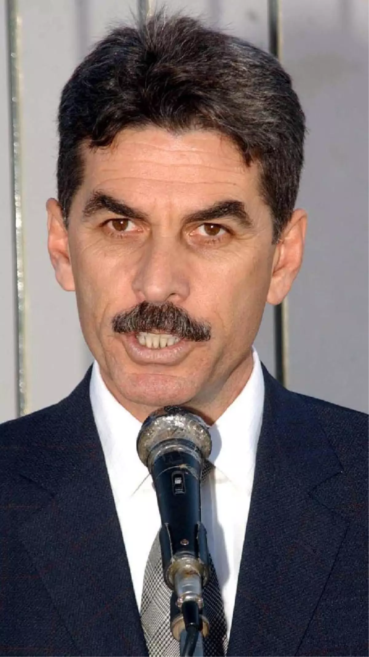 Tutuklu Öğretmen, Kızı Aracılığıyla Açıklama Yaptı