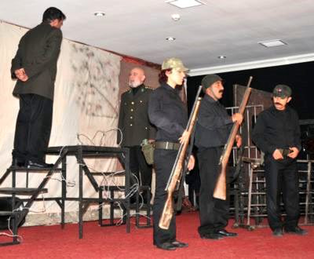 "Aşk Olsun Sana Çocuk" Adlı Oyun Büyük İlgi Gördü