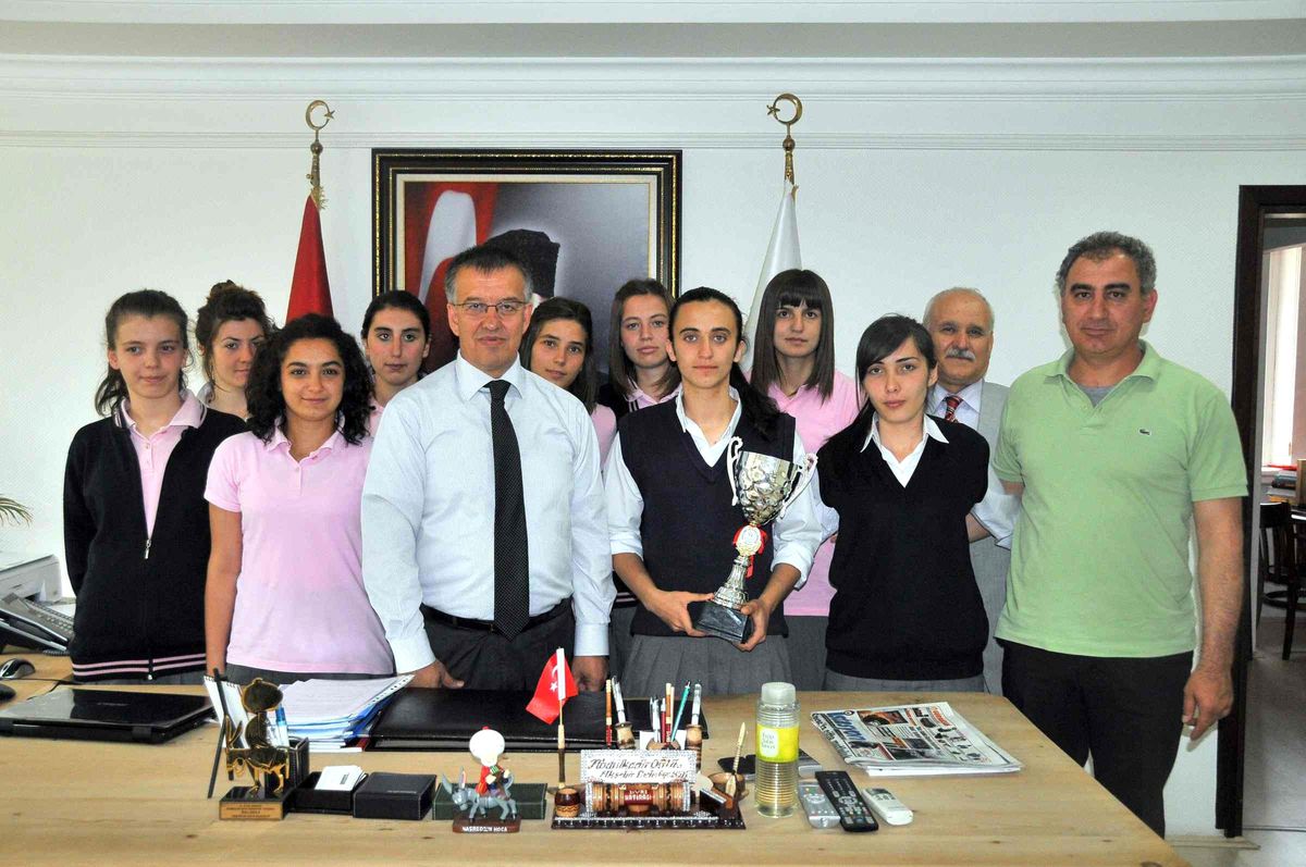 Başarılı Takımlardan Başkan Oğul\'a Ziyaret