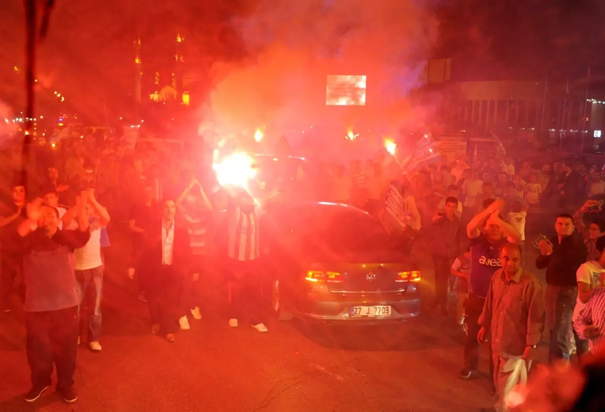 Kahramanmaraş Belediyespor\'da 3. Lig Coşkusu