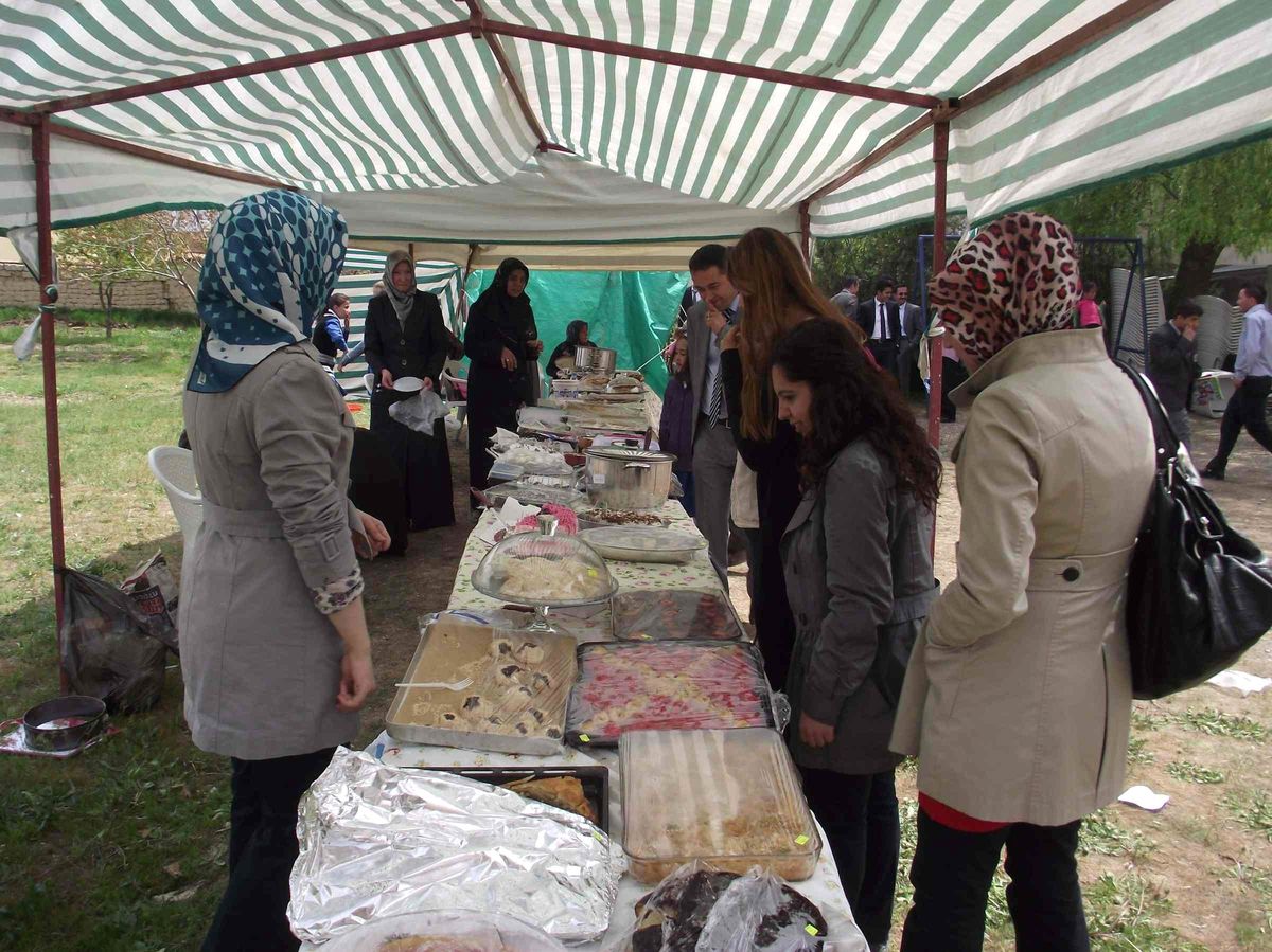 Kulu\'da Öğrenciler Yararına Kermes