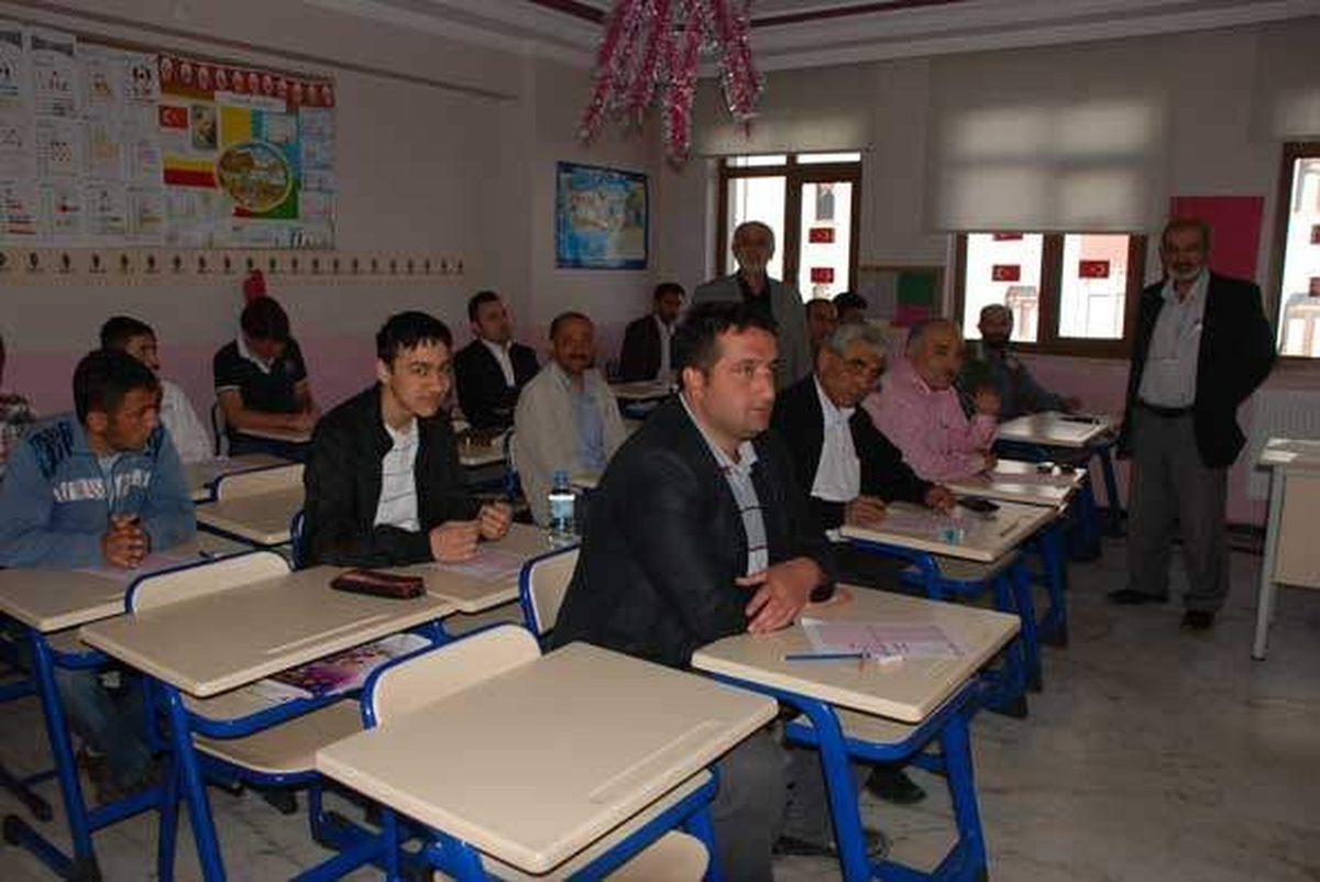 Kur'an-I Kerim Meal Bilgi Yarışmasına 500 Kişi Katıldı