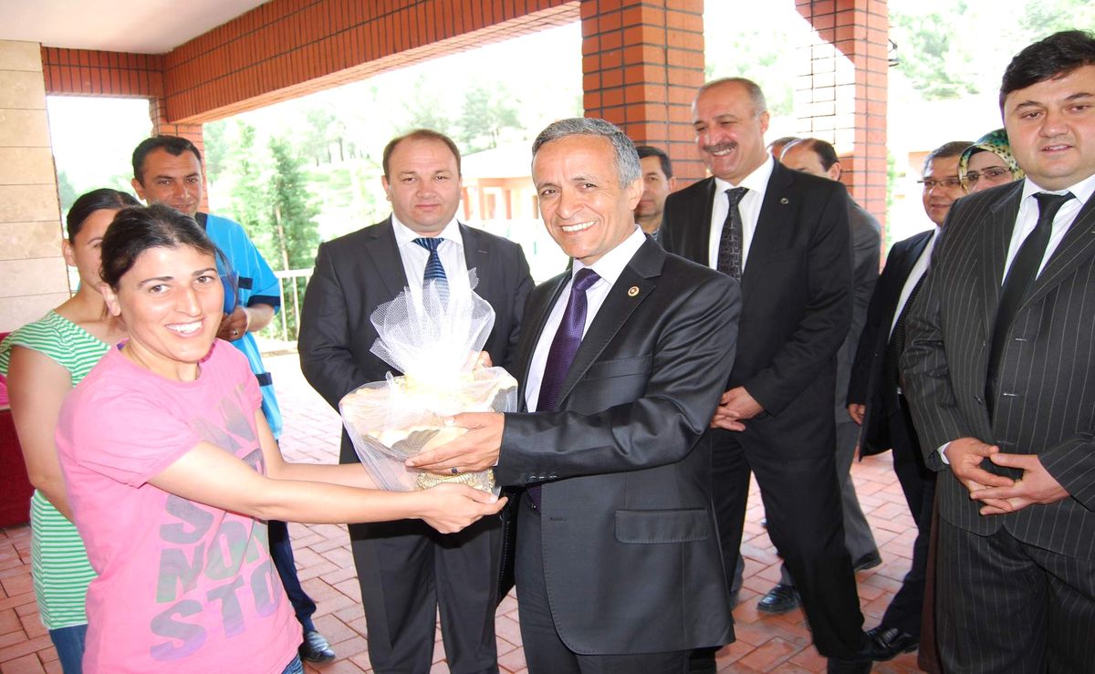 Milletvekili Yurttaş\'dan Anlamlı Ziyaret
