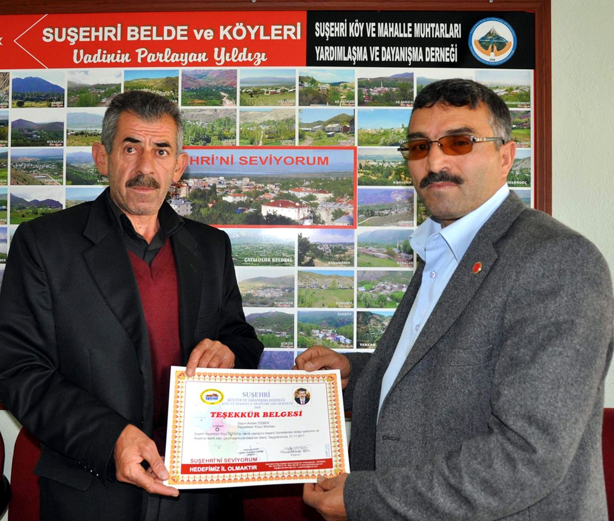 Muhtarlara Teşekkür Belgesi Verildi