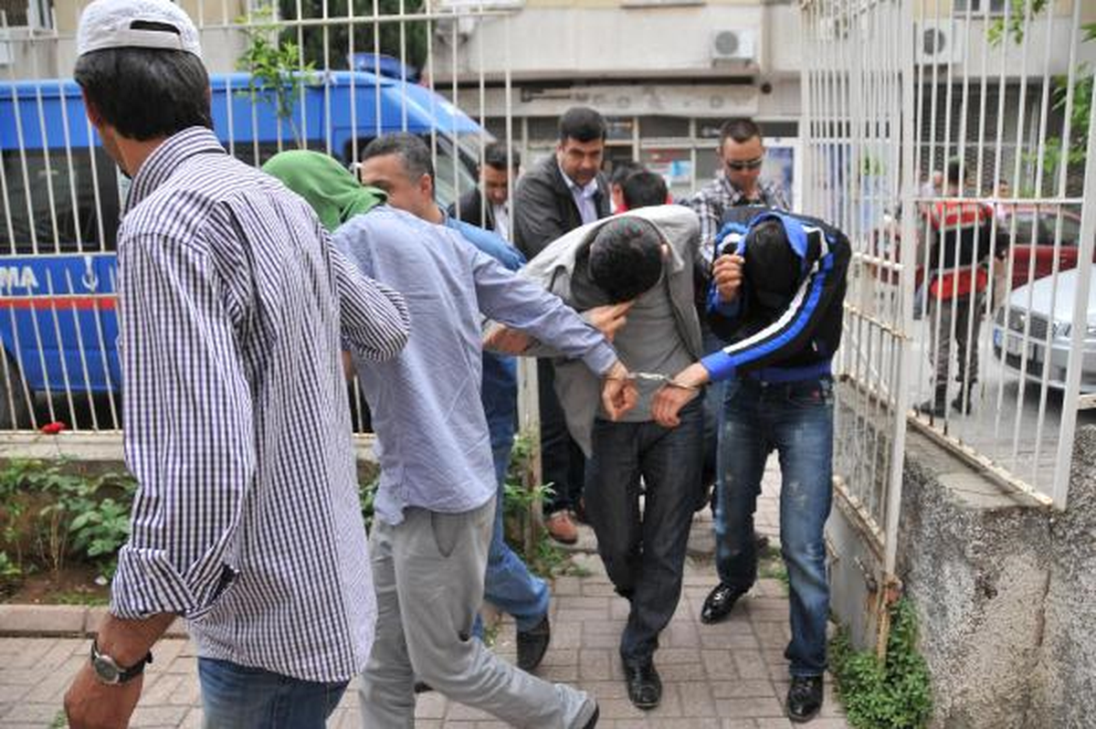 Pkk-Kck Tehditli Dolandırıcılıkta 18 İlde 104 Gözaltı
