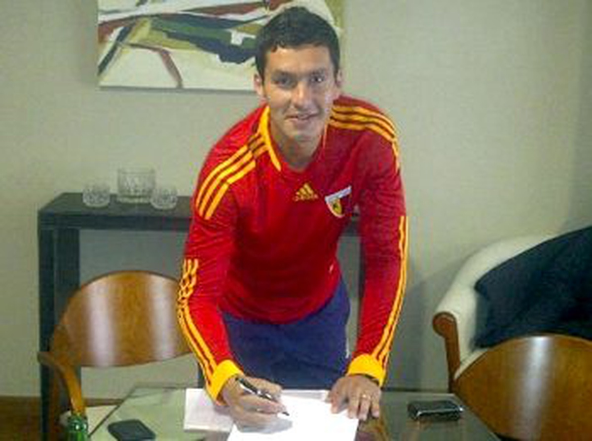 Riveros Nunez 3 Yıl Daha Kayserispor\'da