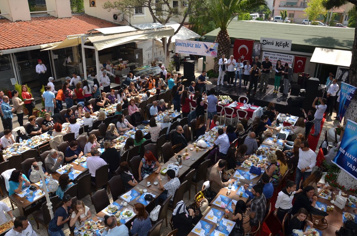 Sanat ve Siyaset Fidan Dikiminde Buluştu