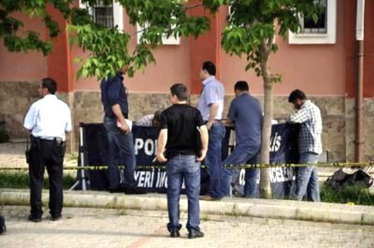 Tartıştığı Kız Arkadaşını Boğarak Öldürdü