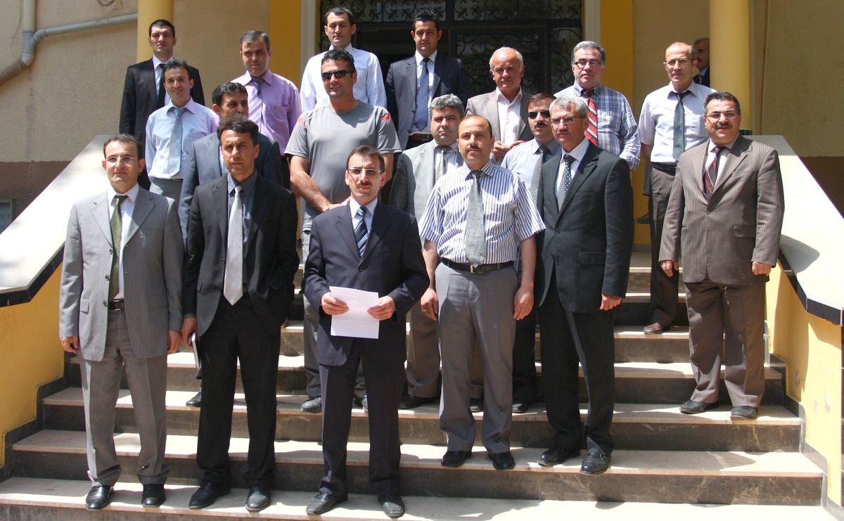 Yenişehirli Eğitimcilerden Öğretmenlere Yapılan Saldırılara Tepki