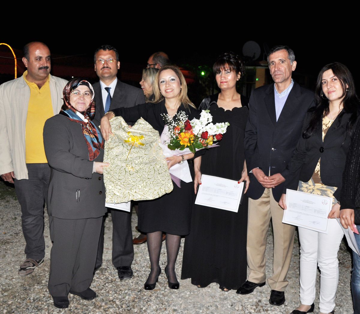 Akdeniz Oyunları Öncesi Esnaf İngilizce Öğreniyor
