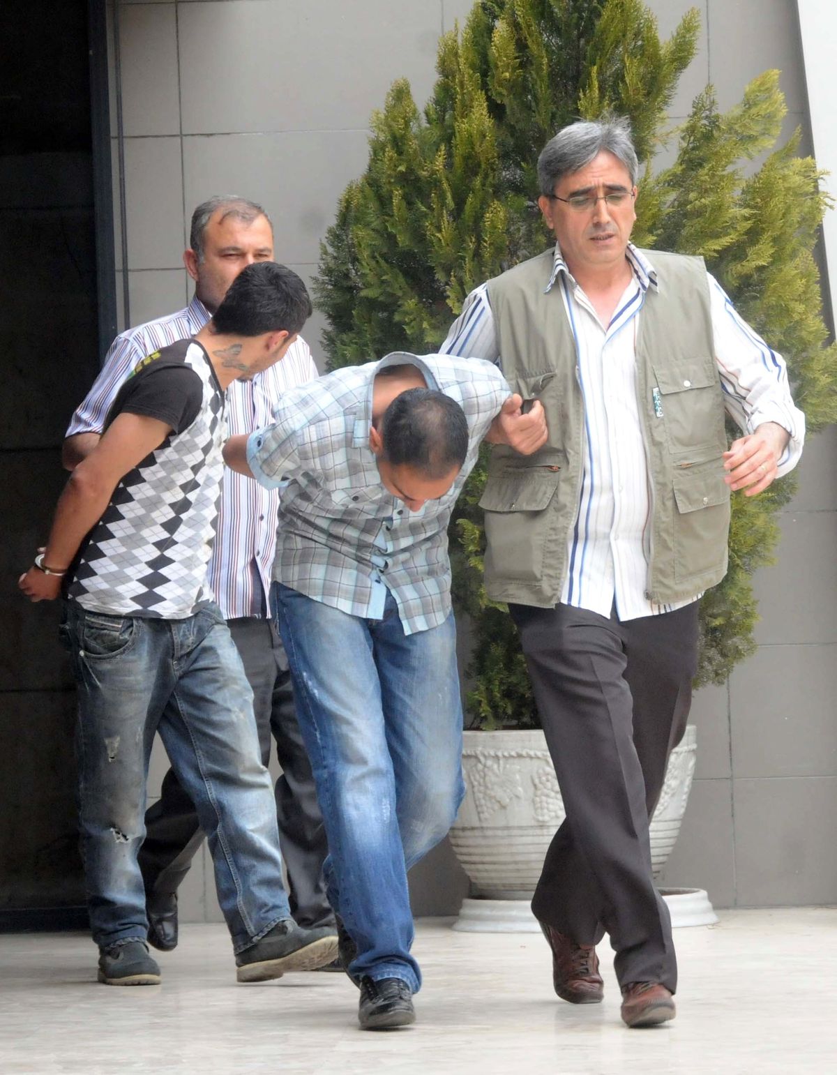 Akü Fareleri Suçüstü Yakalandı