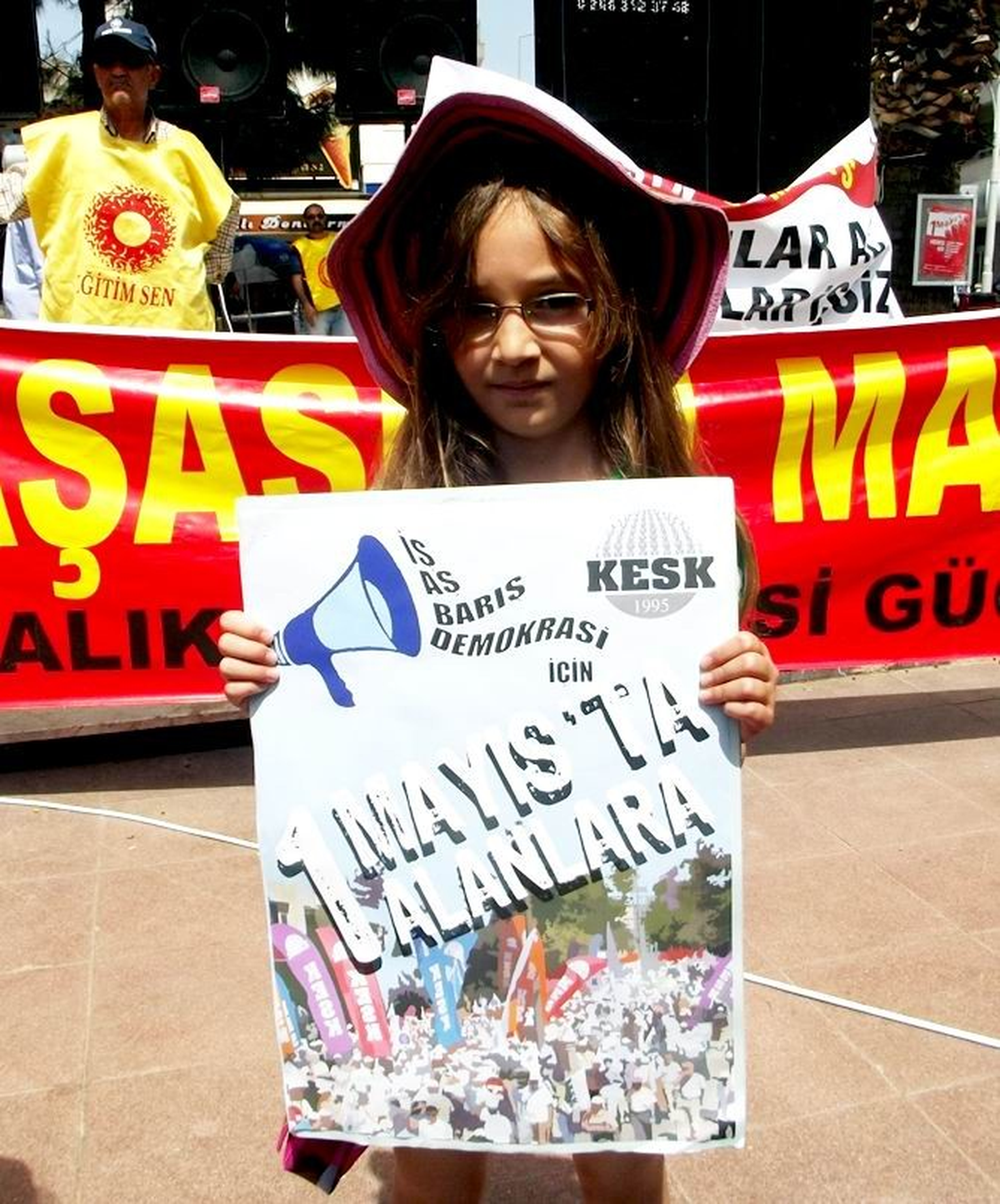 Ayvalık\'ta 1 Mayıs Coşkusu