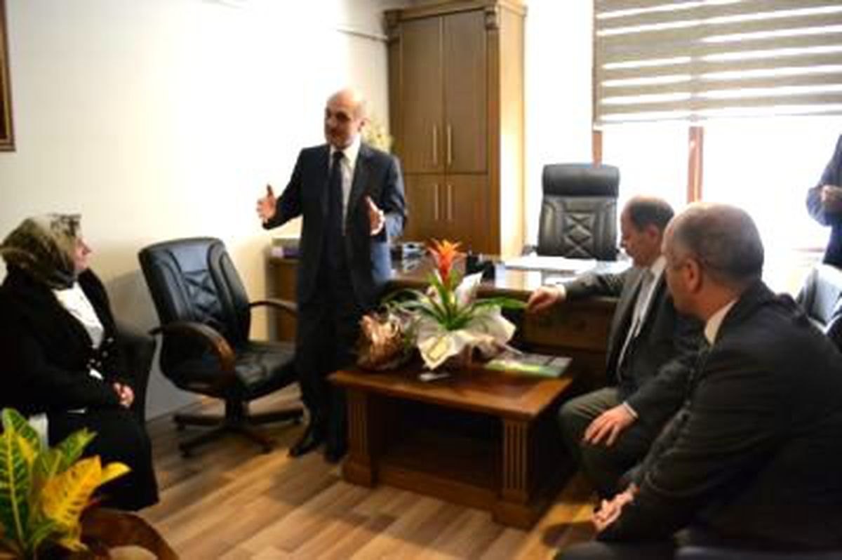 Bayraktar ve Akdağ AK Parti Erzurum Kadın Kollarını Ziyaret Etti