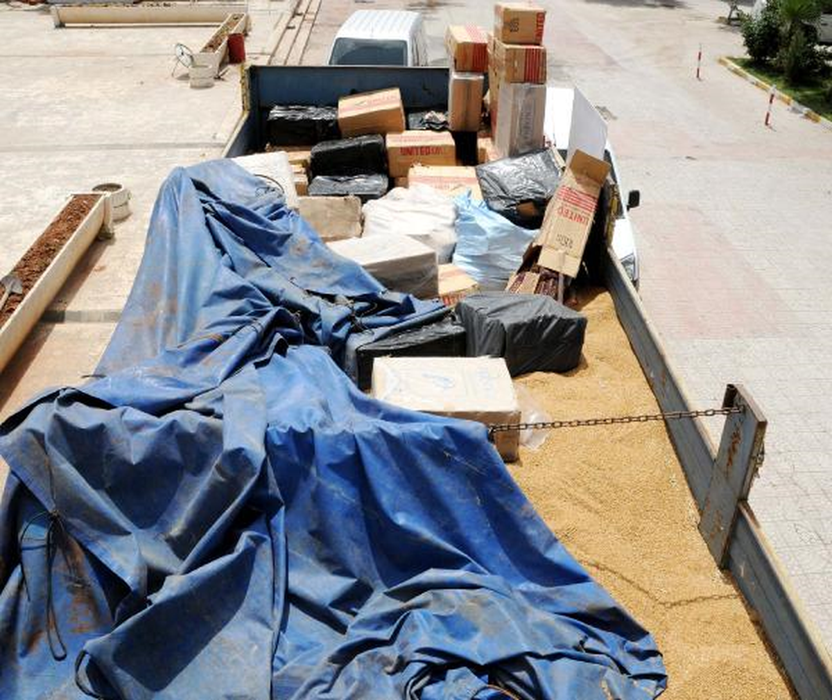 Buğdayların Altından 40 Bin Paket Kaçak Sigara Çıktı
