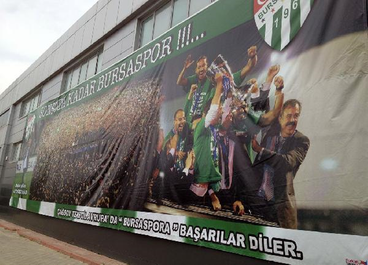 Bursaspor İçin 30 Metrelik Pankart